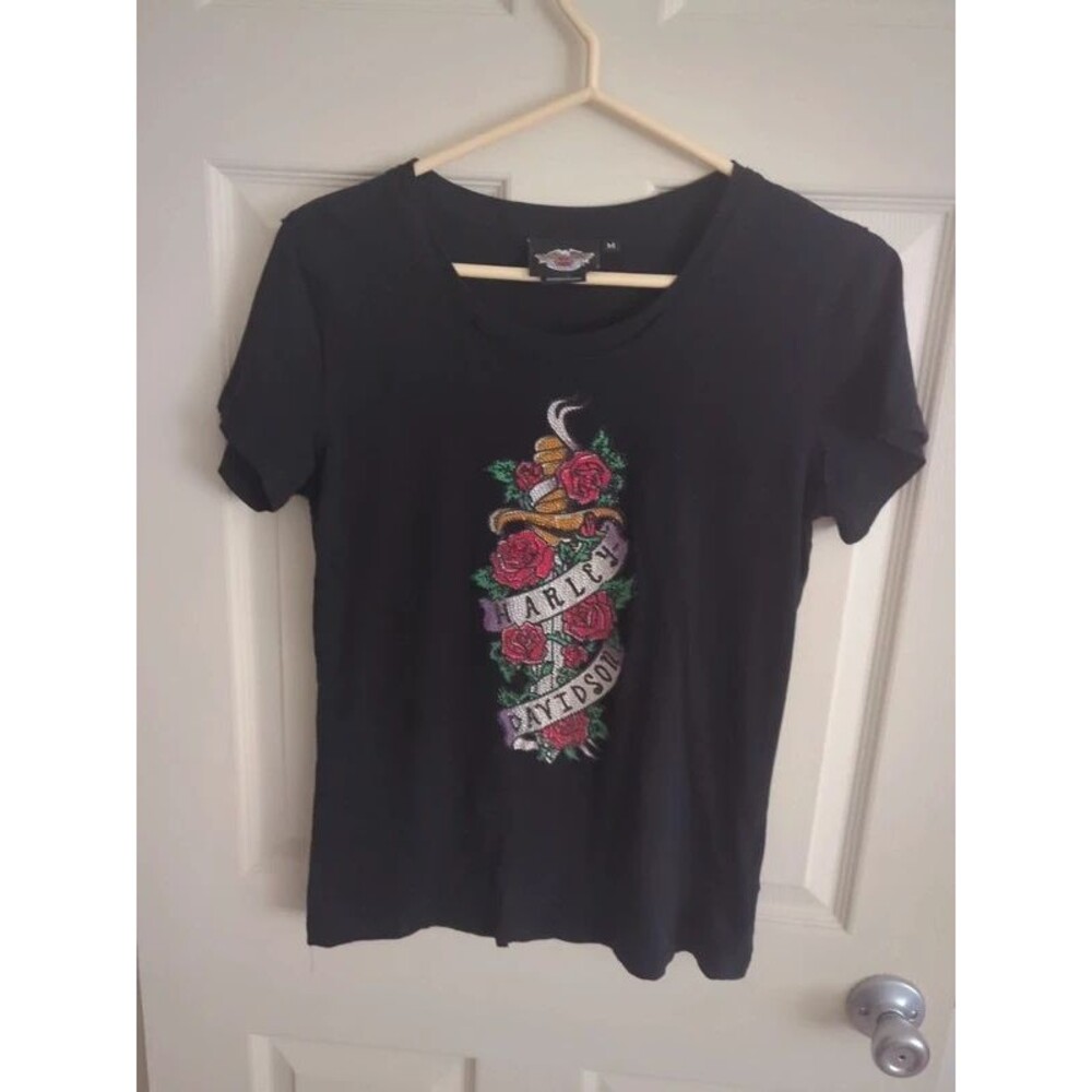 Harley-Davidson medium black short sleeve tee with rose Banner graphic